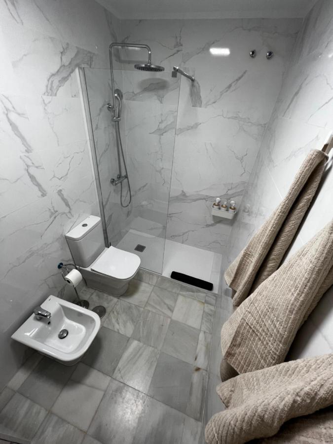 Synergy Apartment, 2 Bedroom, City Center By Namaste Elite Torremolinos Eksteriør bilde